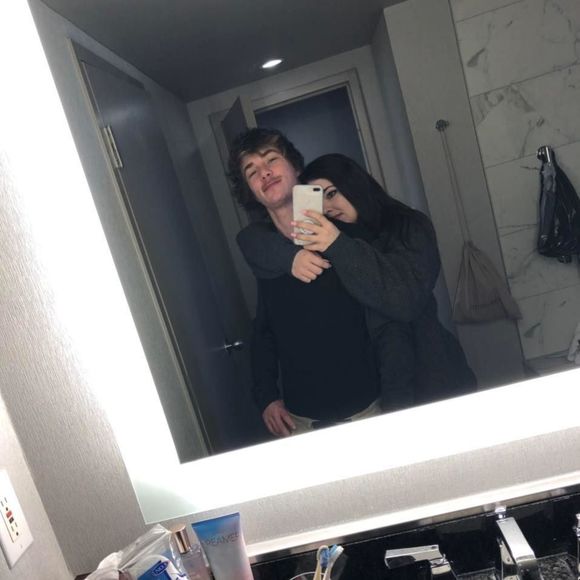 Meet your Posher, Kassidy - Picture 1 of 1